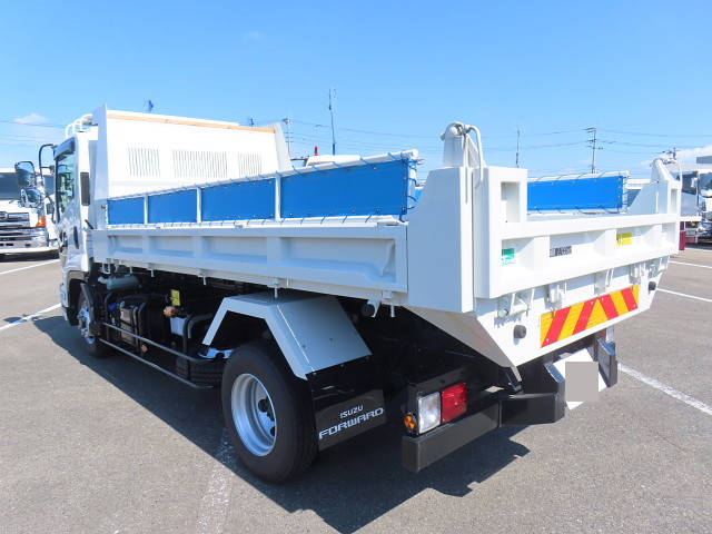 いすゞフォワードローダーダンプ中型（4t）[写真13]