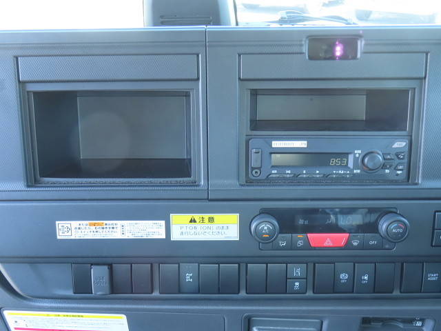 いすゞフォワードローダーダンプ中型（4t）[写真29]