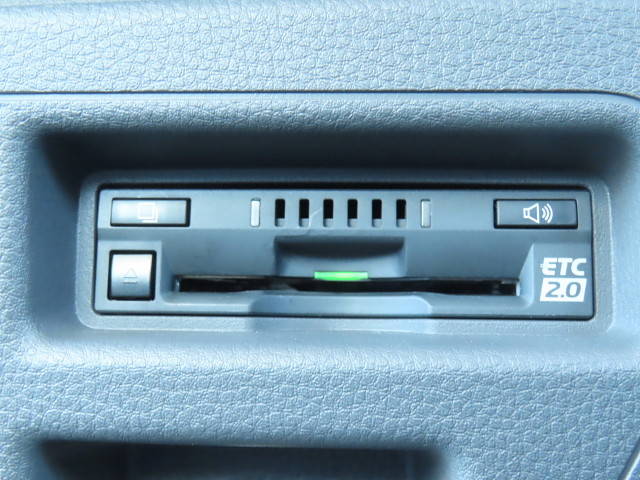 いすゞフォワードローダーダンプ中型（4t）[写真30]