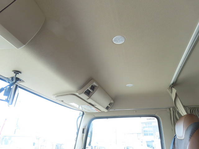 日野プロフィア冷凍車（冷蔵車）大型（10t）[写真20]