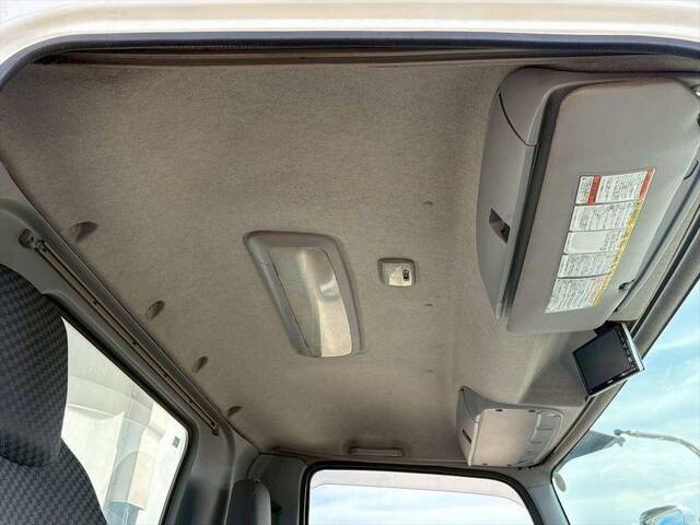 いすゞフォワード冷凍車（冷蔵車）中型（4t）[写真21]