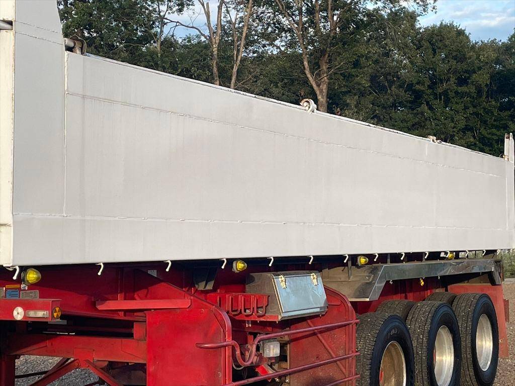 その他のメーカーその他の車種土砂ダンプトレーラー大型（10t）[写真06]