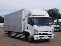 いすゞフォワード冷蔵冷凍ウイング増トン（6t・8t）[写真02]