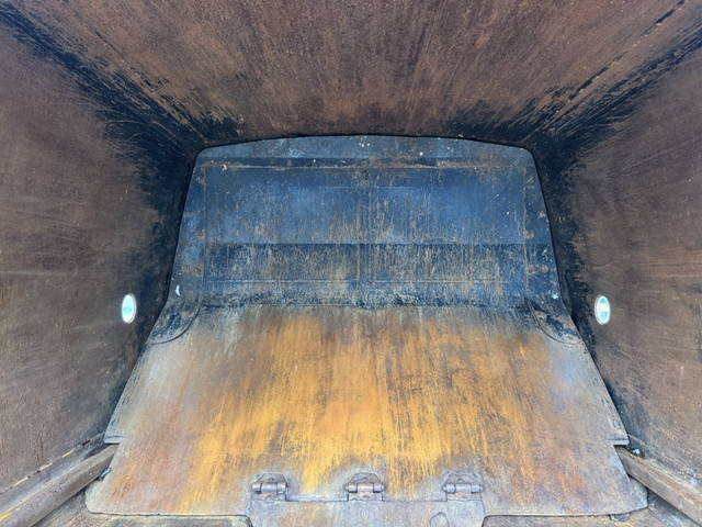 日野デュトロパッカー車（塵芥車）小型（2t・3t）[写真11]