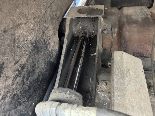 日野デュトロパッカー車（塵芥車）小型（2t・3t）[写真14]