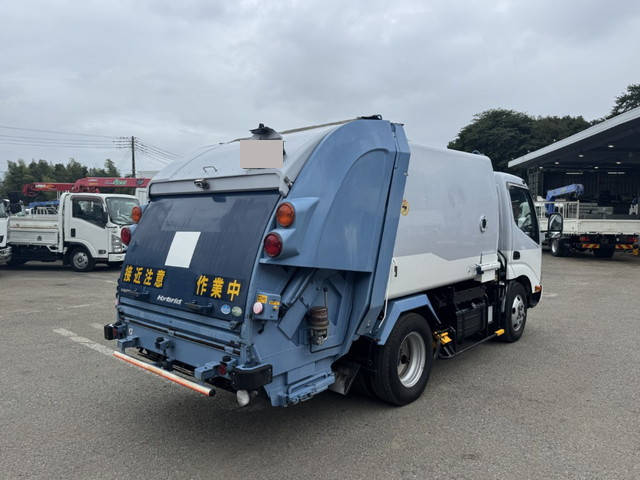 日野デュトロパッカー車（塵芥車）小型（2t・3t）[写真02]