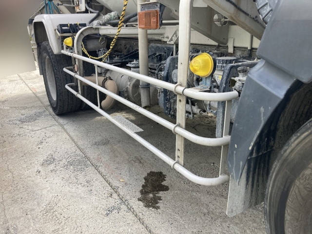 日野レンジャーミキサー車（コンクリートミキサー）増トン（6t・8t）[写真19]