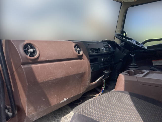 日野レンジャーミキサー車（コンクリートミキサー）増トン（6t・8t）[写真29]