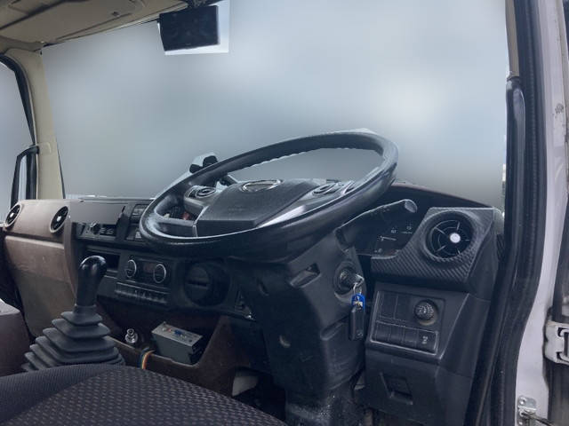 日野レンジャーミキサー車（コンクリートミキサー）増トン（6t・8t）[写真30]