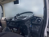 日野レンジャーミキサー車（コンクリートミキサー）増トン（6t・8t）[写真30]