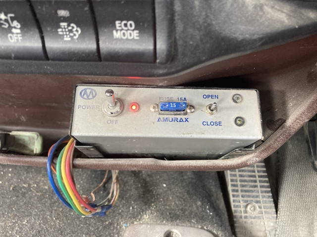 日野レンジャーミキサー車（コンクリートミキサー）増トン（6t・8t）[写真36]