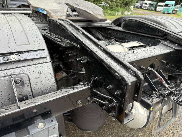 日野プロフィアトレーラーヘッド（トラクターヘッド）大型（10t）[写真13]