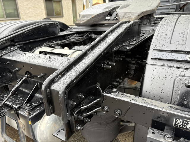 日野プロフィアトレーラーヘッド（トラクターヘッド）大型（10t）[写真14]