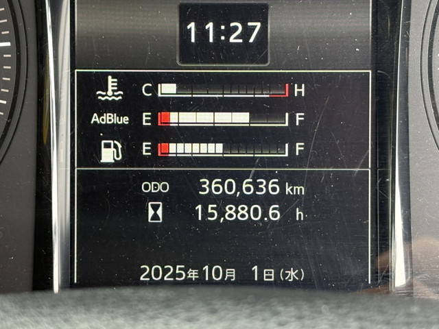 日野プロフィアトレーラーヘッド（トラクターヘッド）大型（10t）[写真17]