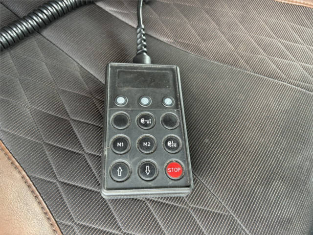 日野プロフィアトレーラーヘッド（トラクターヘッド）大型（10t）[写真23]