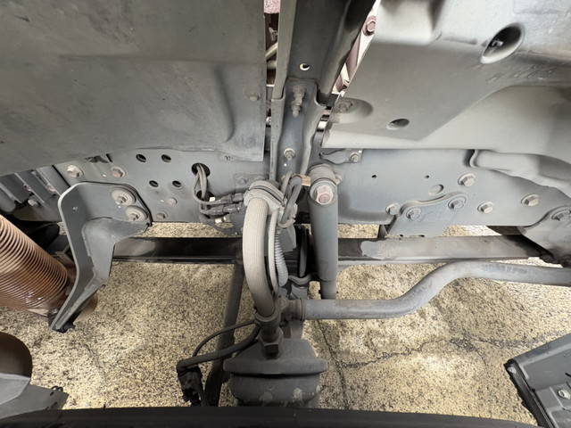 日野プロフィアトレーラーヘッド（トラクターヘッド）大型（10t）[写真27]