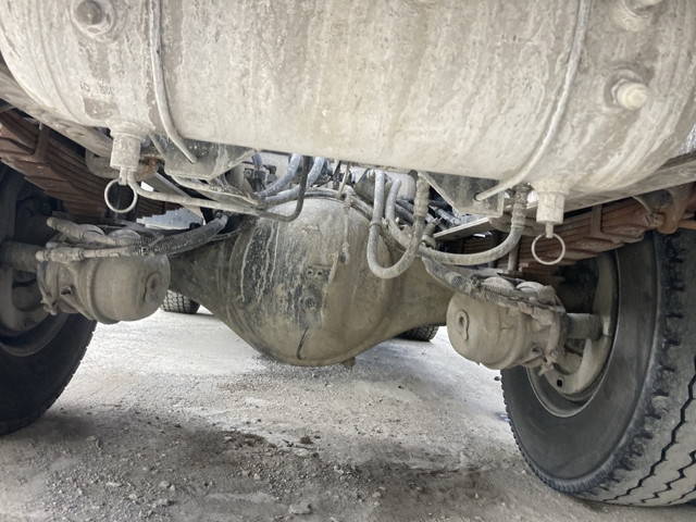 いすゞフォワードミキサー車（コンクリートミキサー）増トン（6t・8t）[写真25]