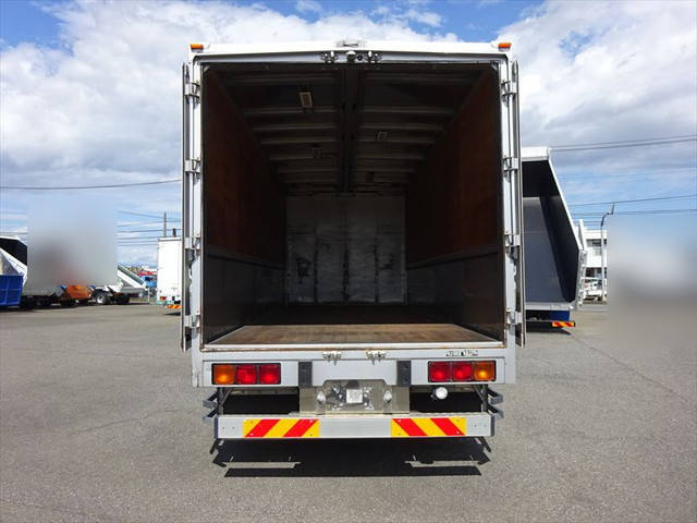 三菱ふそうファイターアルミウイング増トン（6t・8t）[写真14]