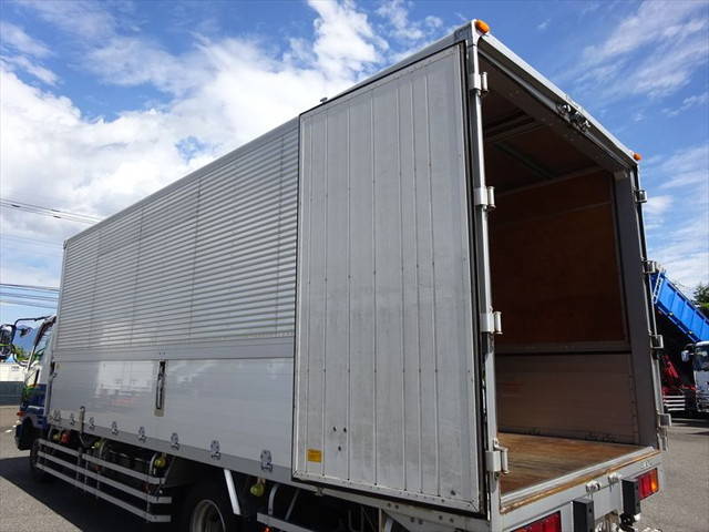 三菱ふそうファイターアルミウイング増トン（6t・8t）[写真15]