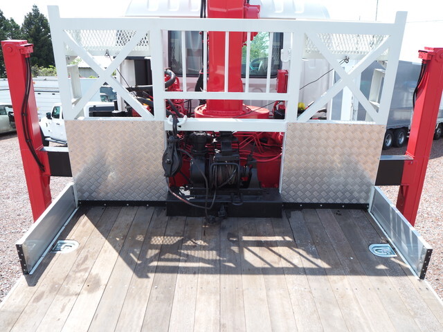 いすゞフォワードセルフクレーン4段増トン（6t・8t）[写真14]