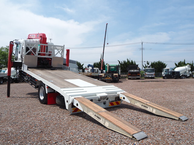 いすゞフォワードセルフクレーン4段増トン（6t・8t）[写真02]