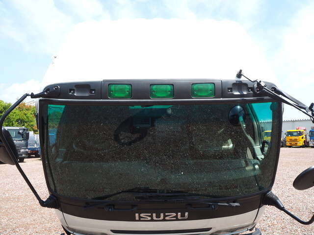 いすゞフォワードセルフクレーン4段増トン（6t・8t）[写真20]