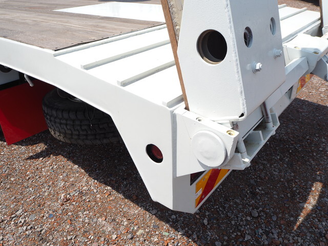 いすゞフォワードセルフクレーン4段増トン（6t・8t）[写真26]