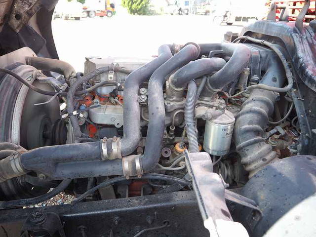 いすゞフォワードセルフクレーン4段増トン（6t・8t）[写真28]