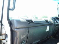 いすゞフォワードセルフクレーン4段増トン（6t・8t）[写真34]