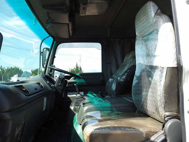 いすゞフォワードセルフクレーン4段増トン（6t・8t）[写真34]