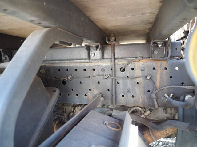 いすゞエルフアルミバン小型（2t・3t）[写真11]