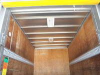 いすゞエルフアルミバン小型（2t・3t）[写真20]