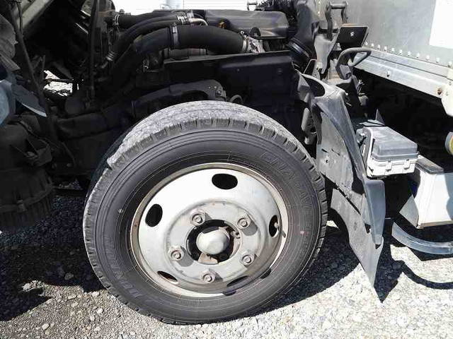 いすゞエルフアルミバン小型（2t・3t）[写真26]