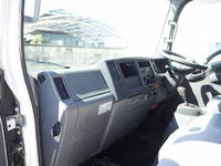 いすゞエルフアルミバン小型（2t・3t）[写真31]