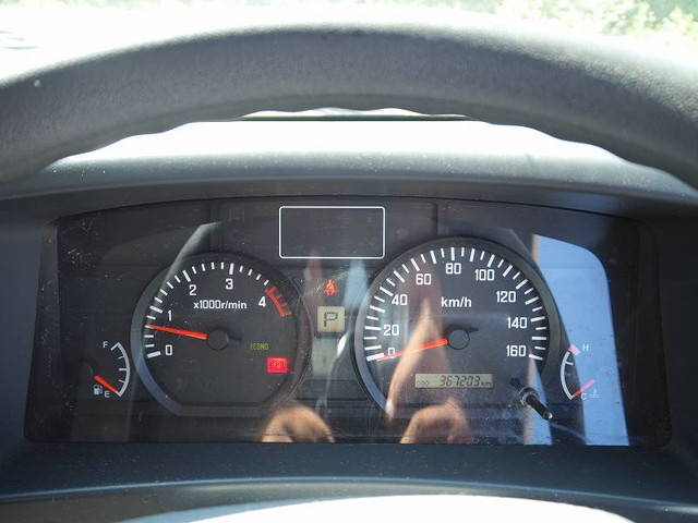 いすゞエルフアルミバン小型（2t・3t）[写真39]