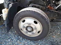 いすゞエルフアルミバン小型（2t・3t）[写真09]