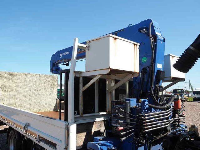 三菱ふそうキャンタークレーン4段小型（2t・3t）[写真22]