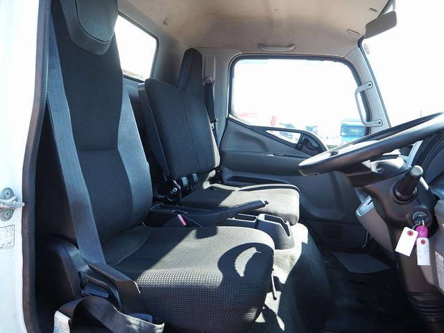 三菱ふそうキャンタークレーン4段小型（2t・3t）[写真34]