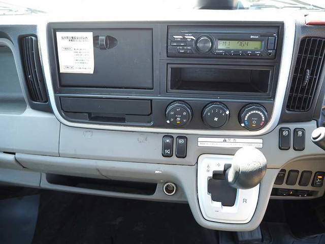 三菱ふそうキャンタークレーン4段小型（2t・3t）[写真36]