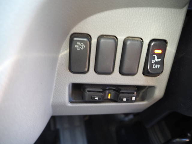 三菱ふそうキャンタークレーン4段小型（2t・3t）[写真38]