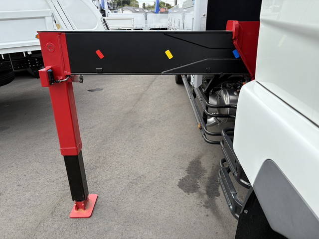 三菱ふそうファイタークレーン4段増トン（6t・8t）[写真16]