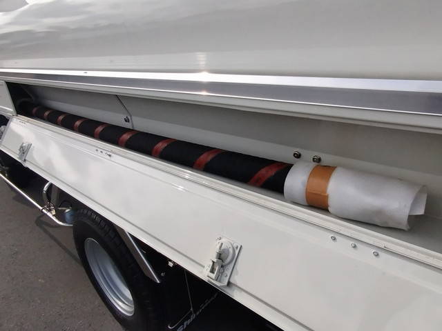 トヨタその他の車種タンク車（タンクローリー）小型（2t・3t）[写真10]