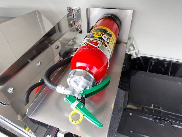 トヨタその他の車種タンク車（タンクローリー）小型（2t・3t）[写真11]