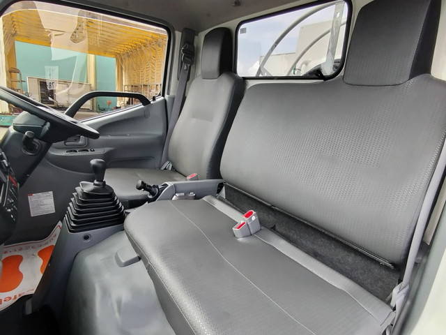 トヨタその他の車種タンク車（タンクローリー）小型（2t・3t）[写真23]