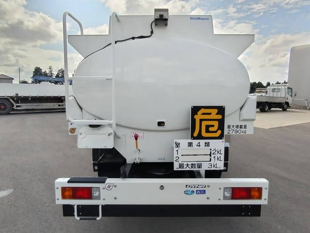 トヨタその他の車種タンク車（タンクローリー）小型（2t・3t）[写真05]