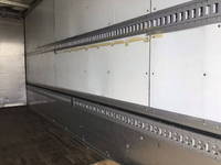 三菱ふそうファイターアルミウイング中型（4t）[写真14]