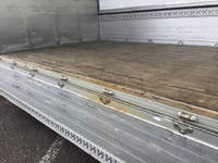 三菱ふそうファイターアルミウイング中型（4t）[写真17]