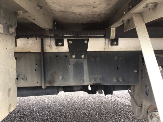 三菱ふそうファイターアルミウイング中型（4t）[写真23]