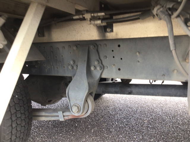 三菱ふそうファイターアルミウイング中型（4t）[写真24]