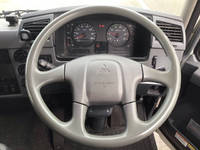 三菱ふそうファイターアルミウイング中型（4t）[写真36]